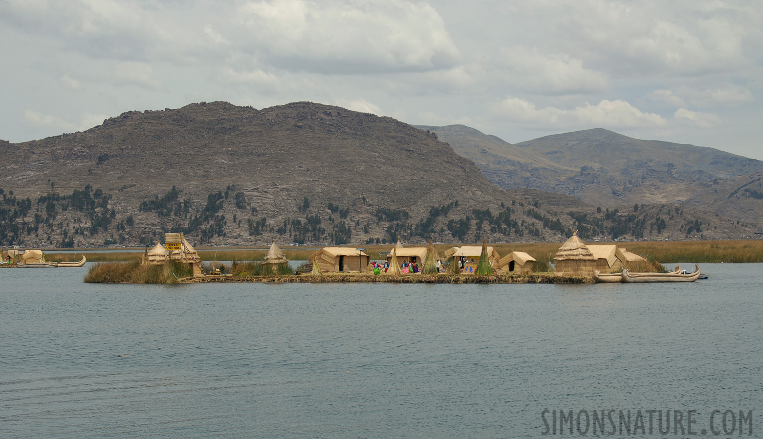 Lake Titicaca [46 mm, 1/320 Sek. bei f / 9.0, ISO 100]